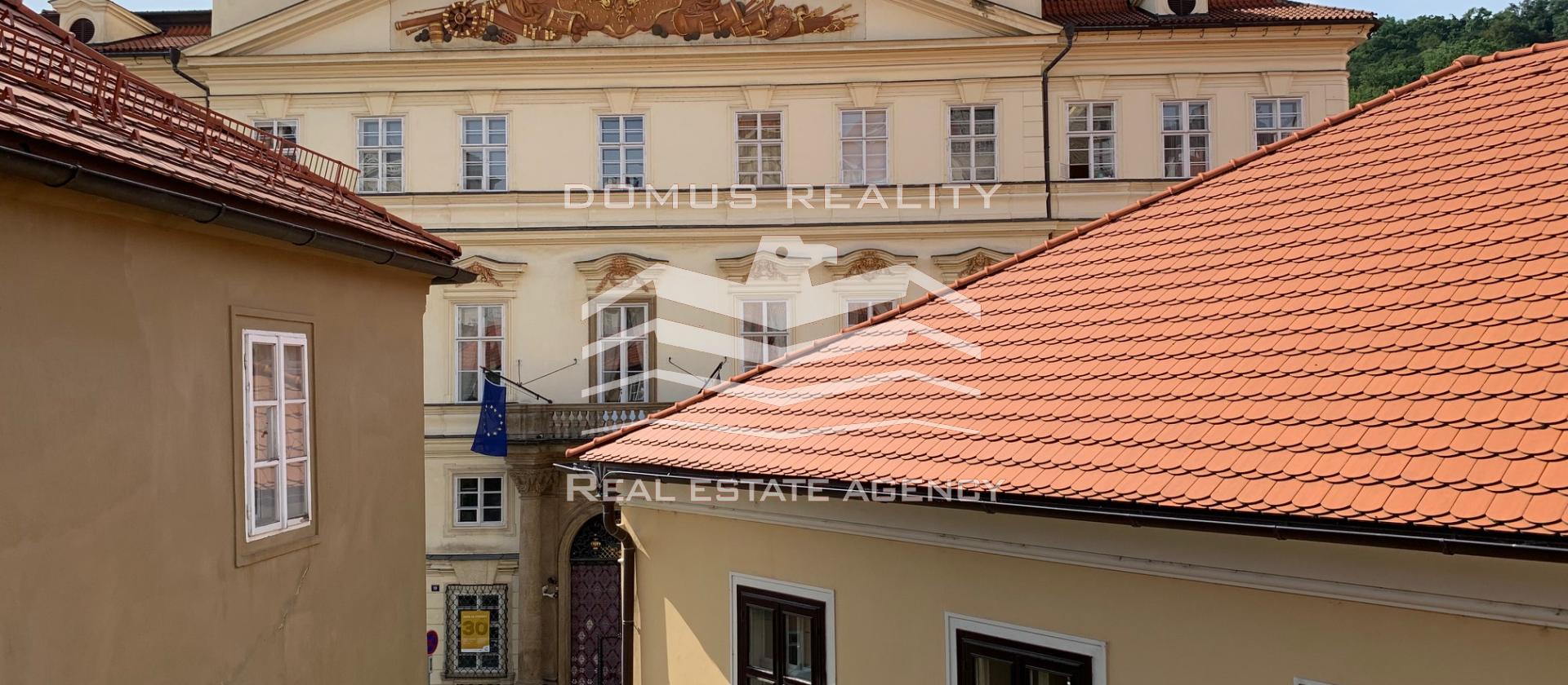 Prodej řadového domu v centru Prahy